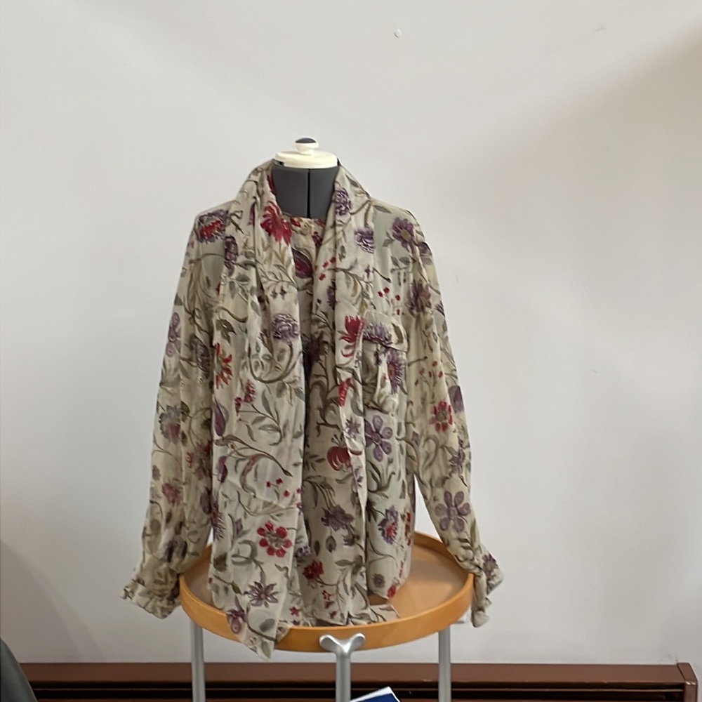 GLORIA SACHS Vintage Silky Sheer Floral Blouse with Scarf - Picture 3 of 10
